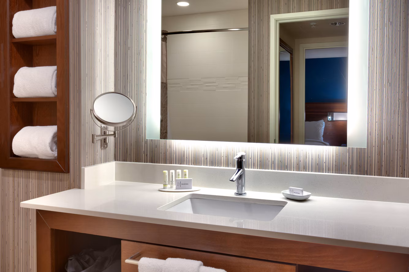 NEXPOINT LODGING I DST - BATHROOM